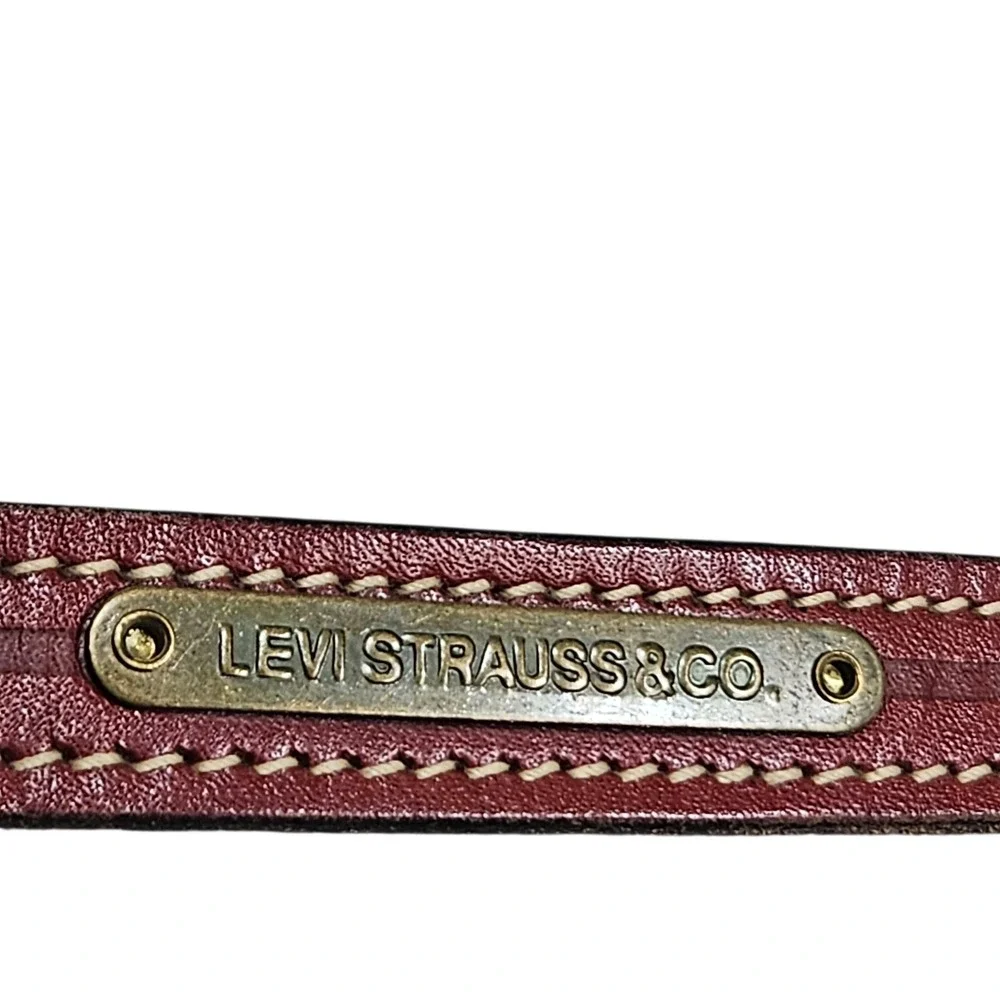Levi Strauss & Co Burgundy‎ Skinny Thin Leather Belt Western Accents Women's 28